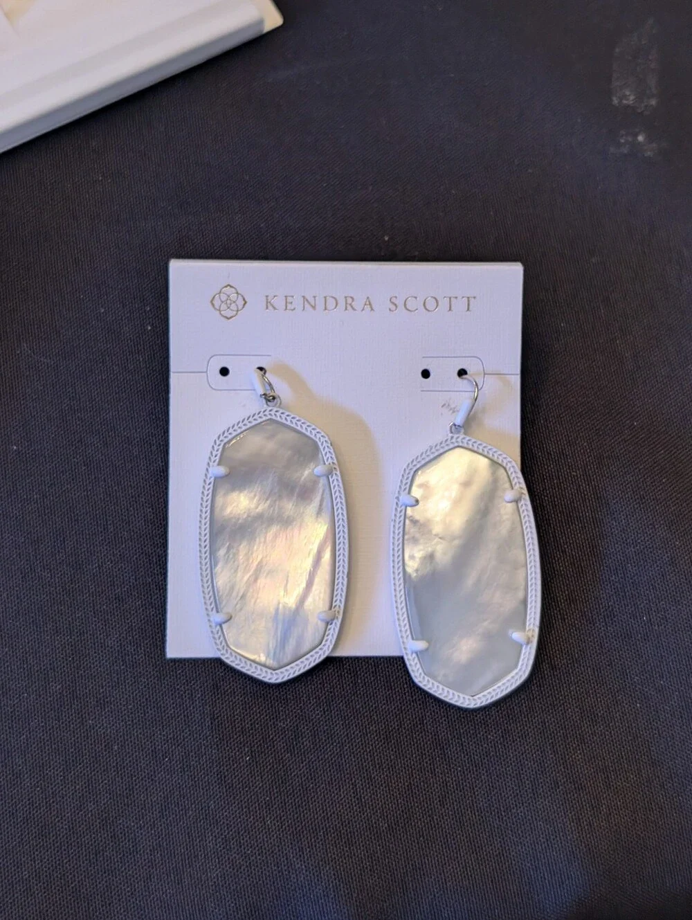 Kendra Scott Danielle Silver Drop Earrings in Ivory Mother-of-Pearl